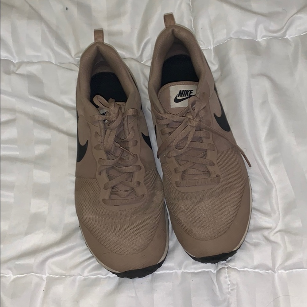 Nike Cortez Roshe Running Shoe